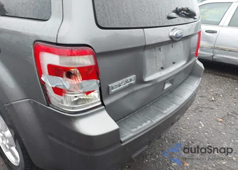 2012 Ford Escape Xlt z USA, uszkodzony, nr VIN 1FMCU9D70CKA19486